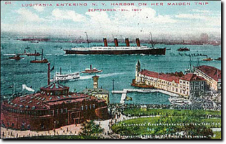 La Lusitania entra per la prima volta nel Porto di New York, cartolina del 1907